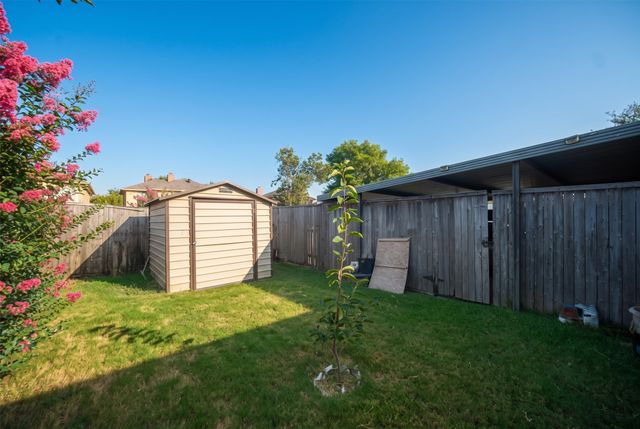 1936 La Prada Parkway, Mesquite, TX 75150