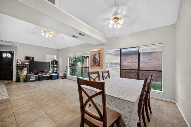 1936 La Prada Parkway, Mesquite, TX 75150
