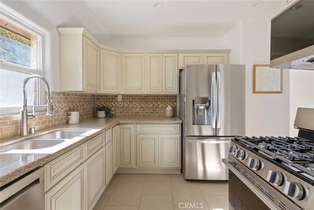 694 W Orange Grove, Pomona, CA 91768