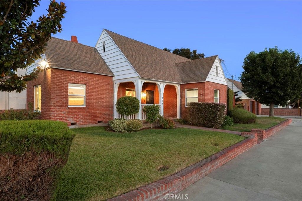 694 W Orange Grove, Pomona, CA 91768