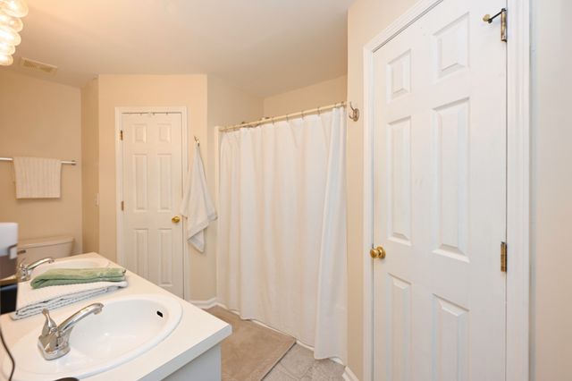 724 Charlie Gann Rd, Old Hickory, TN 37138