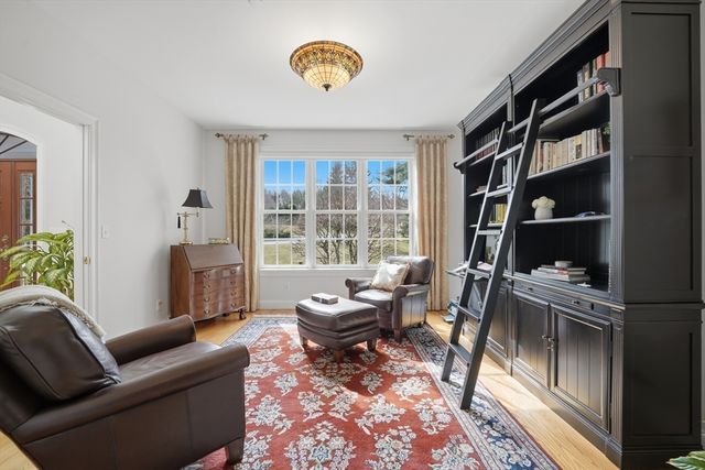 16 Falcon Heights, Wilbraham, MA 01095