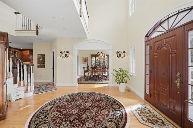 16 Falcon Heights, Wilbraham, MA 01095