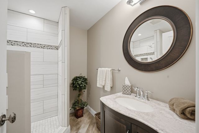 16 Falcon Heights, Wilbraham, MA 01095