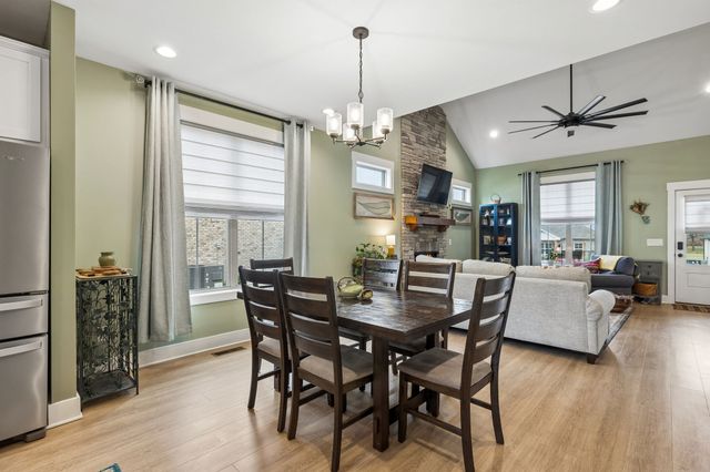 126 Julia Ann Ct, Springfield, TN 37172