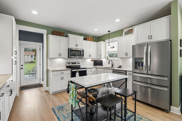 126 Julia Ann Ct, Springfield, TN 37172