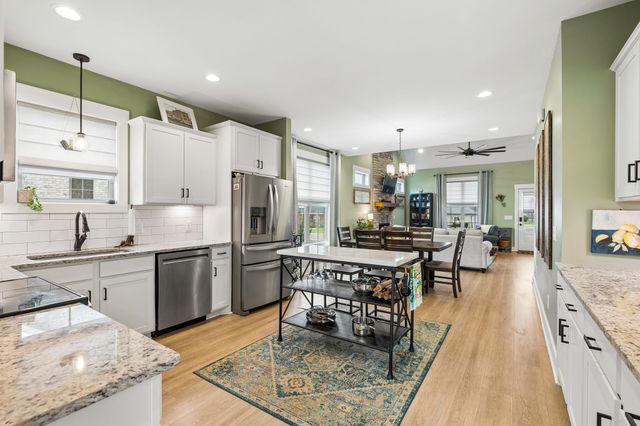 126 Julia Ann Ct, Springfield, TN 37172