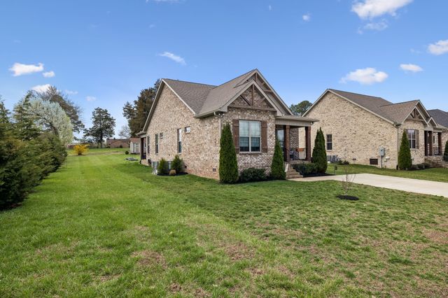 126 Julia Ann Ct, Springfield, TN 37172