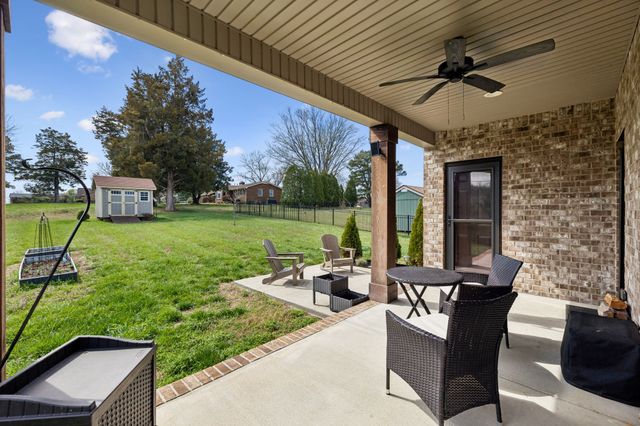 126 Julia Ann Ct, Springfield, TN 37172