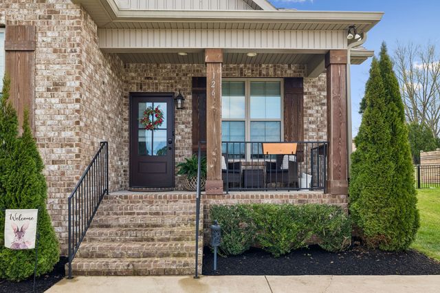 126 Julia Ann Ct, Springfield, TN 37172