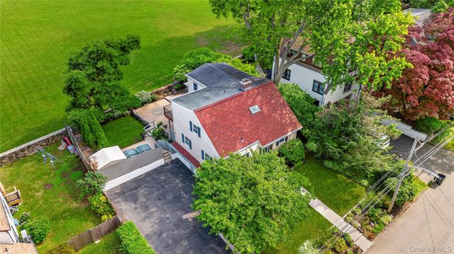 67 Topland Road, White Plains, NY 10605