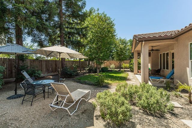 272 Omaha Avenue, Clovis, CA 93619