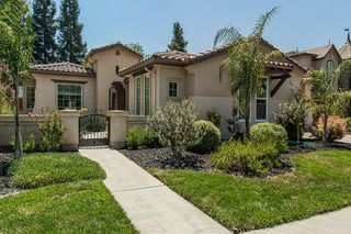272 Omaha Avenue, Clovis, CA 93619