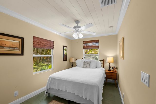 2396 Easy Street A, Palm Beach Gardens, FL 33410
