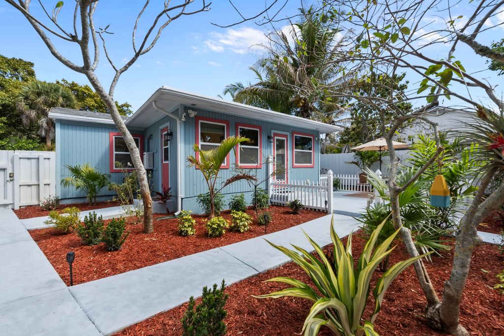2396 Easy Street A, Palm Beach Gardens, FL 33410