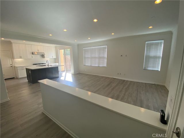 122 Crescent Moon, Irvine, CA 92602