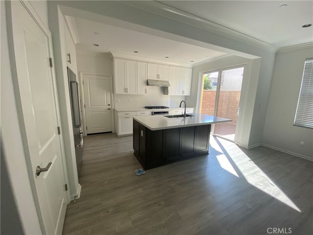 122 Crescent Moon, Irvine, CA 92602