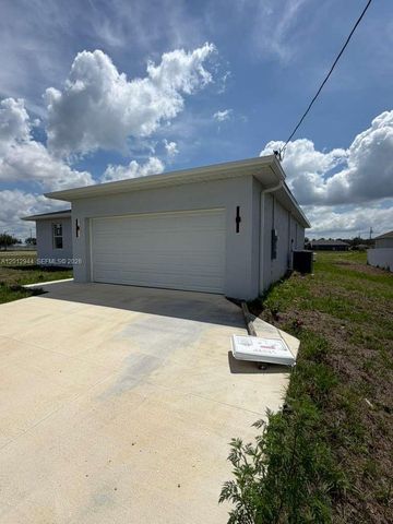 3629 E Gator Circle, Cape Coral, FL 33909