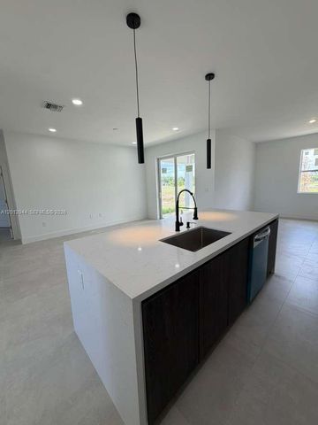 3629 E Gator Circle, Cape Coral, FL 33909