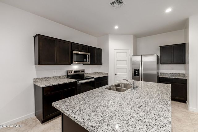 9039 S Palo Verde Drive, Apache Junction, AZ 85120