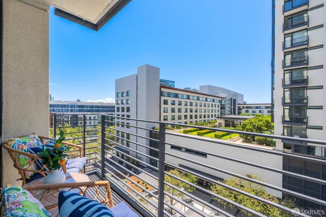 250 King Street 602, San Francisco, CA 94107