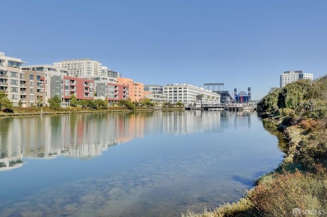 250 King Street 602, San Francisco, CA 94107