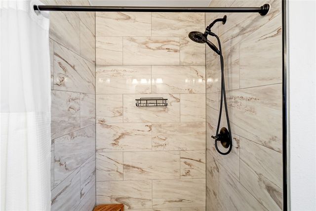 4253 Rapids Dr, Corpus Christi, TX 78410