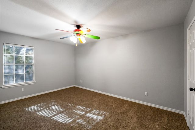 4253 Rapids Dr, Corpus Christi, TX 78410