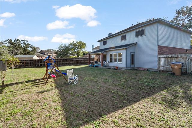 4253 Rapids Dr, Corpus Christi, TX 78410