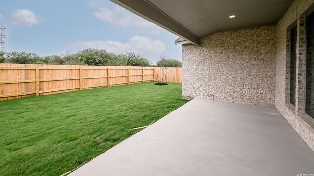 4011 Parchman, Schertz, TX 78124