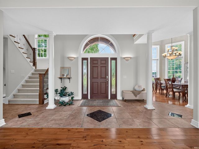 12223 Leo Road, Fort Wayne, IN 46845