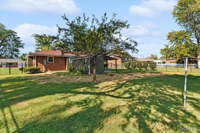 1218 Express Drive, Belleville, IL 62223