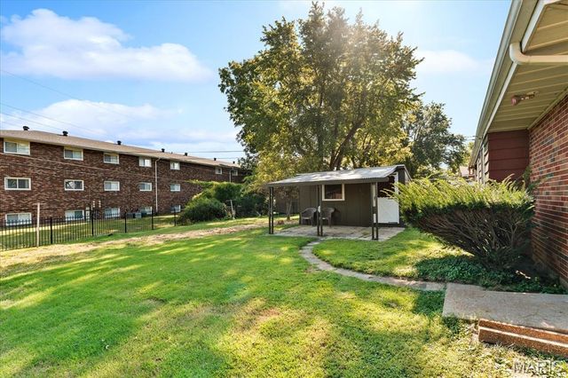 1218 Express Drive, Belleville, IL 62223