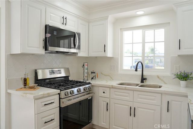 2541 Summershade, La Habra, CA 90631