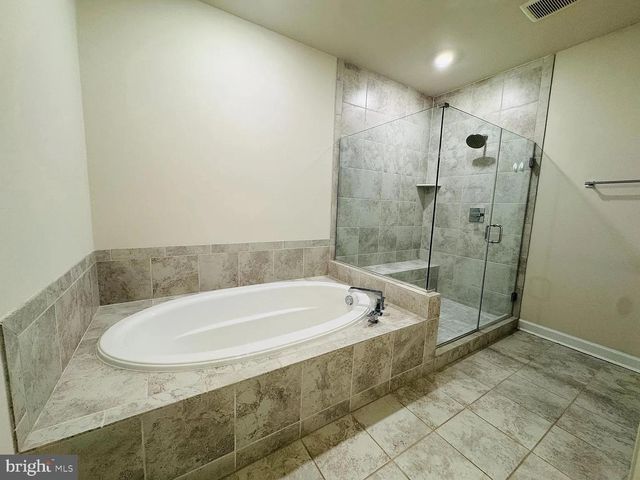 22265 CORNERSTONE CROSSING TER, Ashburn, VA 20148