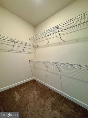 22265 CORNERSTONE CROSSING TER, Ashburn, VA 20148