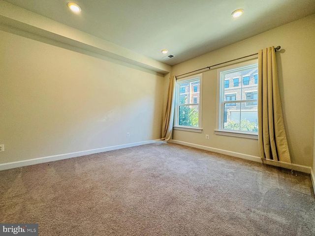 22265 CORNERSTONE CROSSING TER, Ashburn, VA 20148