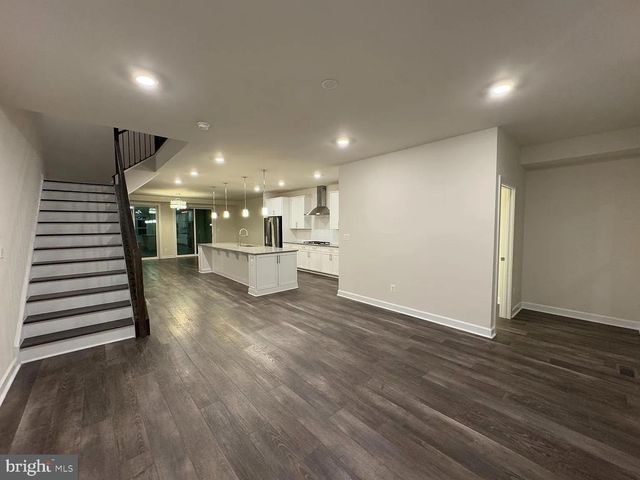 22265 CORNERSTONE CROSSING TER, Ashburn, VA 20148