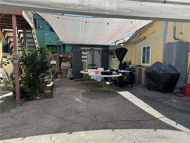 124 N Cedar, Inglewood, CA 90301