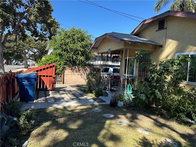 124 N Cedar, Inglewood, CA 90301