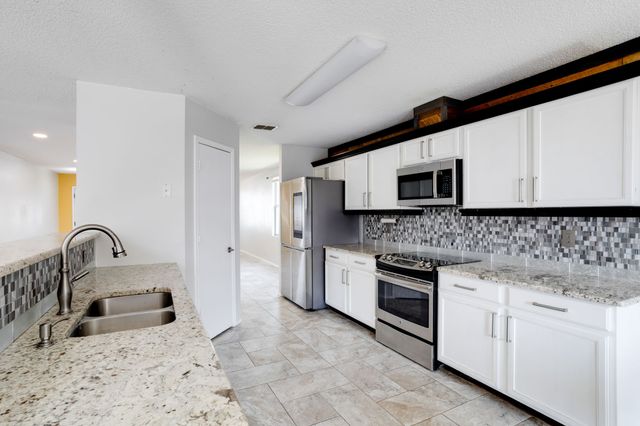 2219 Zion Hill, Grand Prairie, TX 75052