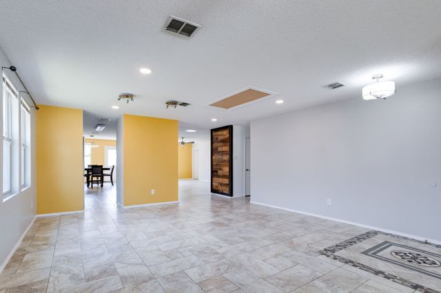 2219 Zion Hill, Grand Prairie, TX 75052