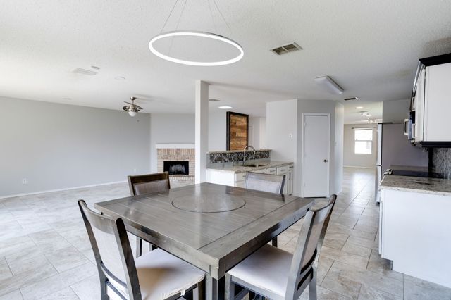 2219 Zion Hill, Grand Prairie, TX 75052