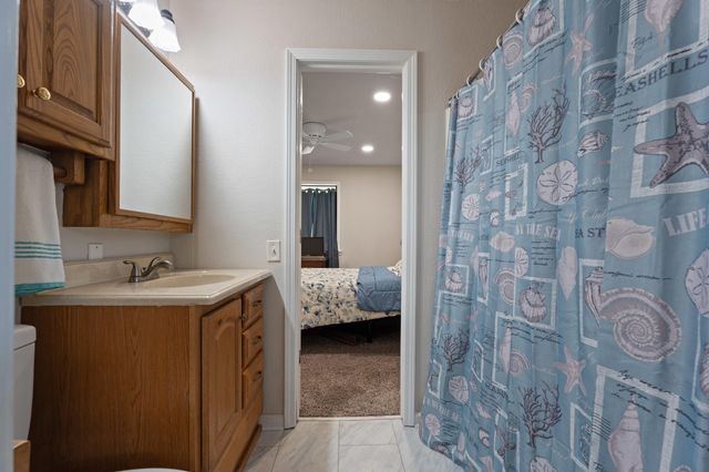 25660 S 625 Road, Grove, OK 74344