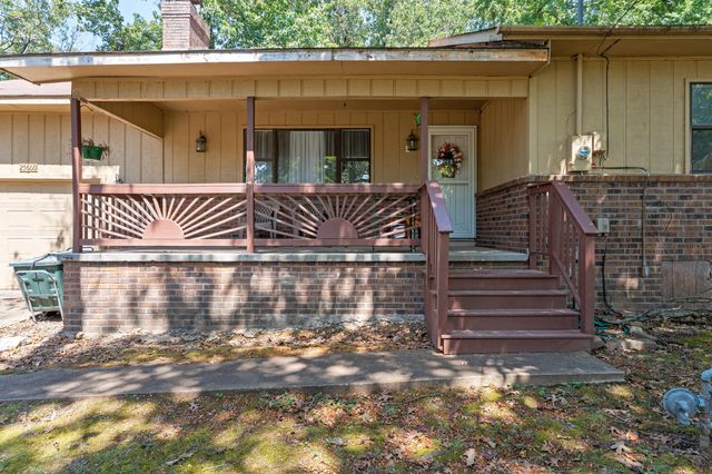 25660 S 625 Road, Grove, OK 74344