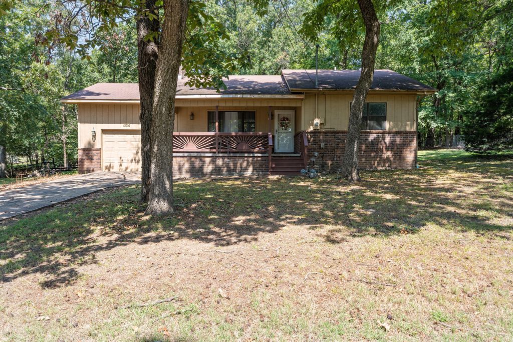 25660 S 625 Road, Grove, OK 74344