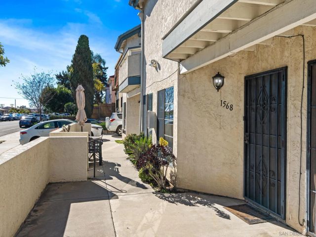 1568 Thomas Ave, San Diego, CA 92109