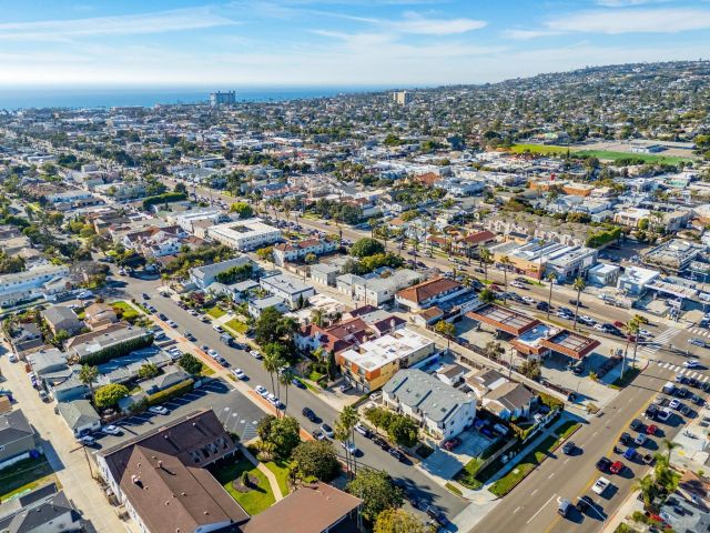 1568 Thomas Ave, San Diego, CA 92109