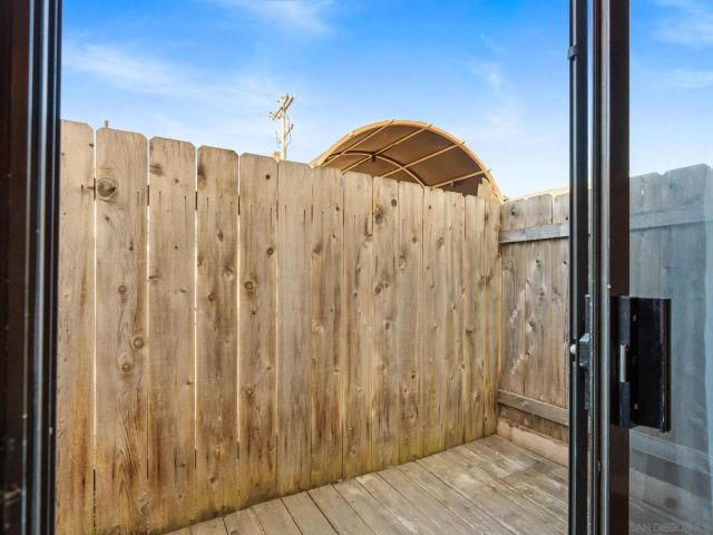 1568 Thomas Ave, San Diego, CA 92109