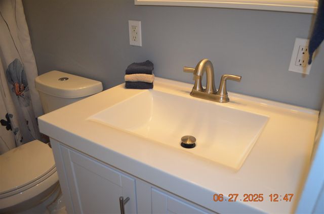 403 Hoover Ave, Benton Harbor, MI 49022